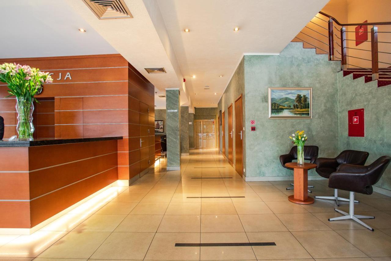 Business Hotel Vega ורוצלב מראה חיצוני תמונה
