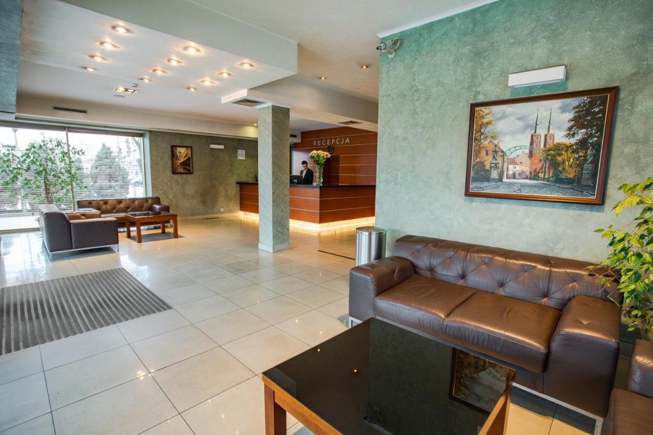 Business Hotel Vega ורוצלב מראה חיצוני תמונה