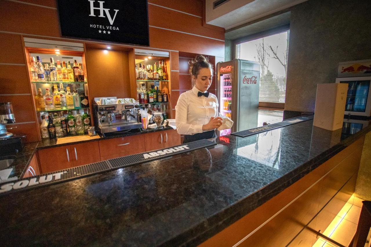 Business Hotel Vega ורוצלב מראה חיצוני תמונה
