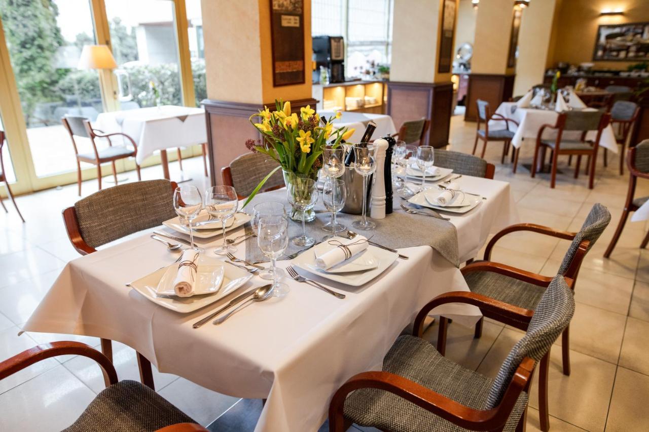 Business Hotel Vega ורוצלב מראה חיצוני תמונה