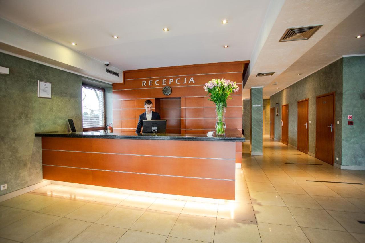 Business Hotel Vega ורוצלב מראה חיצוני תמונה