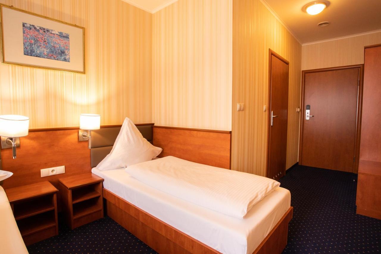 Business Hotel Vega ורוצלב מראה חיצוני תמונה