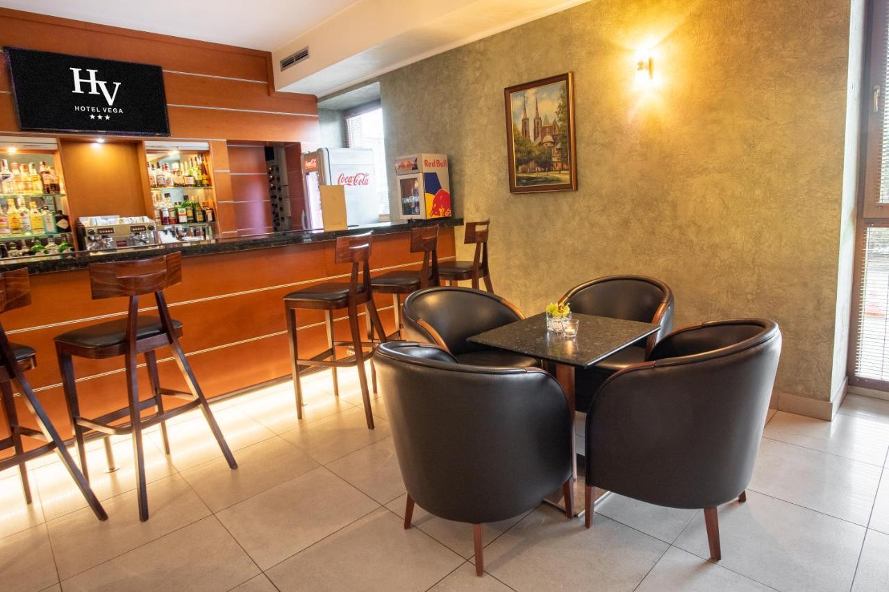 Business Hotel Vega ורוצלב מראה חיצוני תמונה