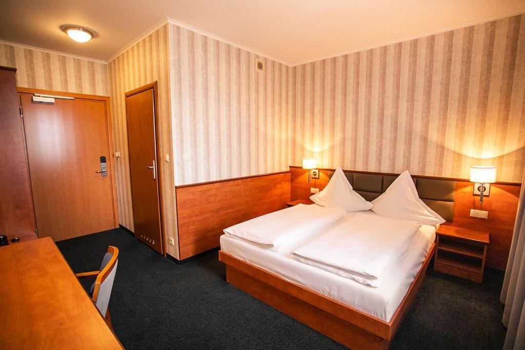 Business Hotel Vega ורוצלב מראה חיצוני תמונה