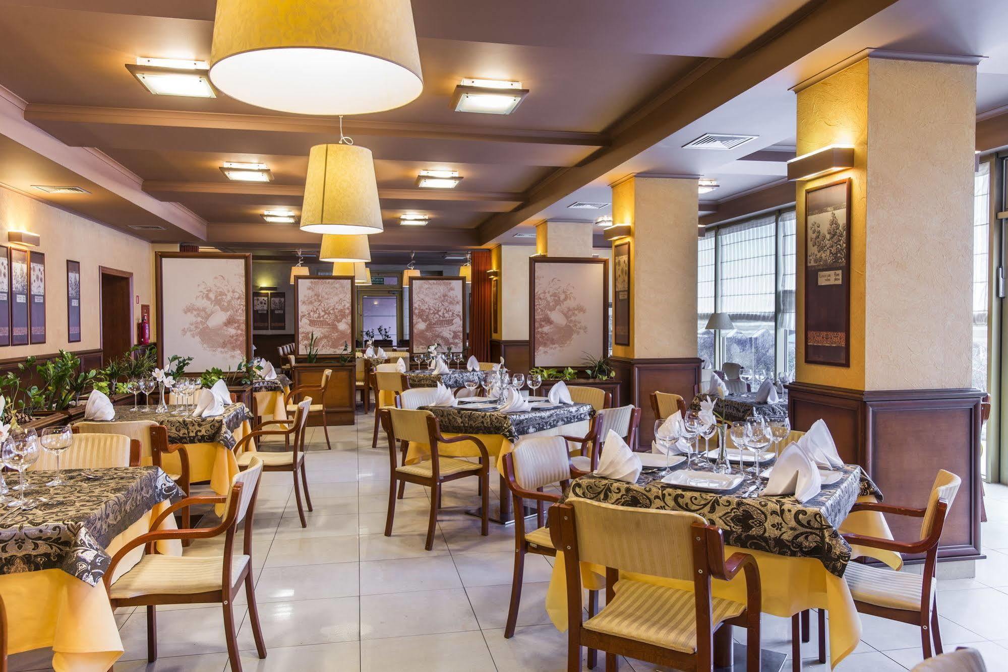 Business Hotel Vega ורוצלב מראה חיצוני תמונה