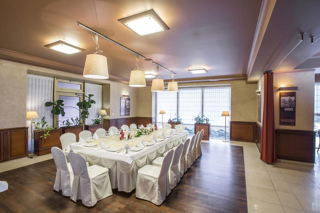 Business Hotel Vega ורוצלב מראה חיצוני תמונה